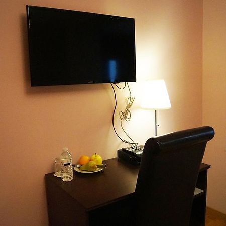 Eu Guesthouse Bruselas Habitación foto