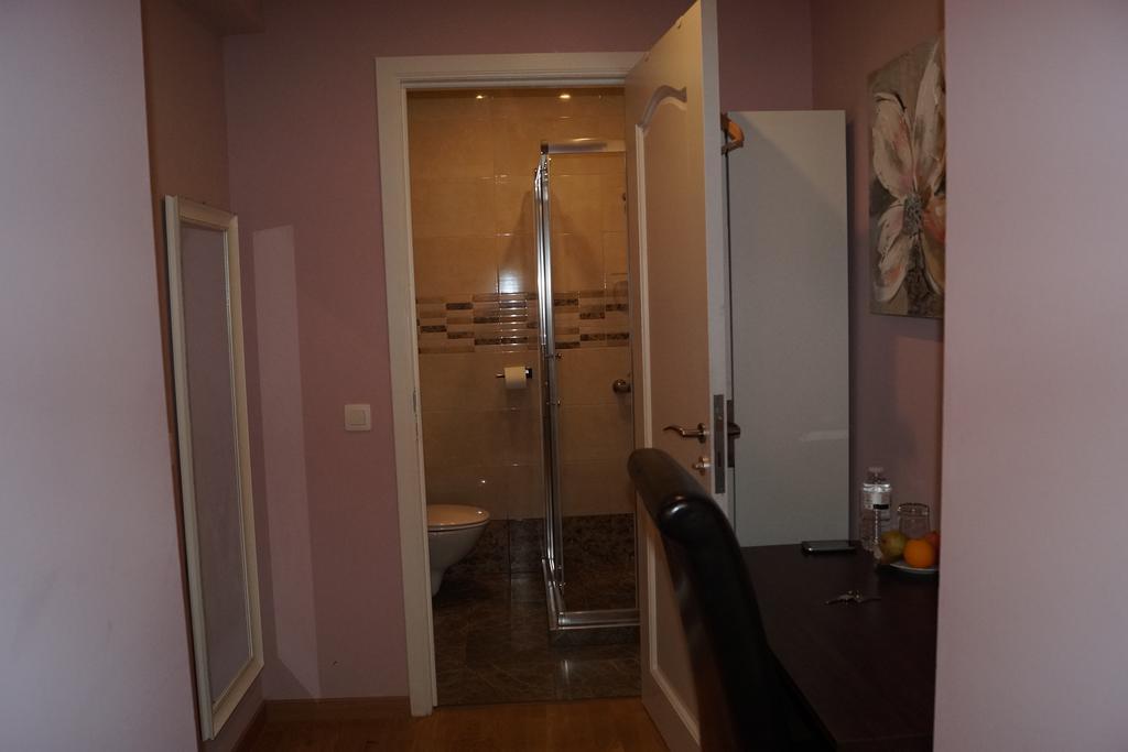 Eu Guesthouse Bruselas Habitación foto